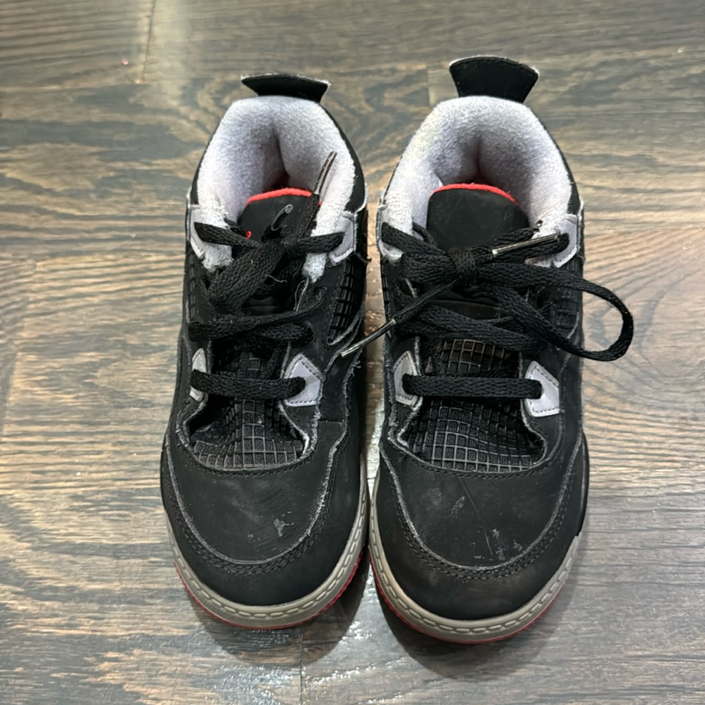 Nike Air Jordan 4 Retro